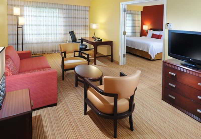 Marriott South At Hobby Airport Hotel 3*