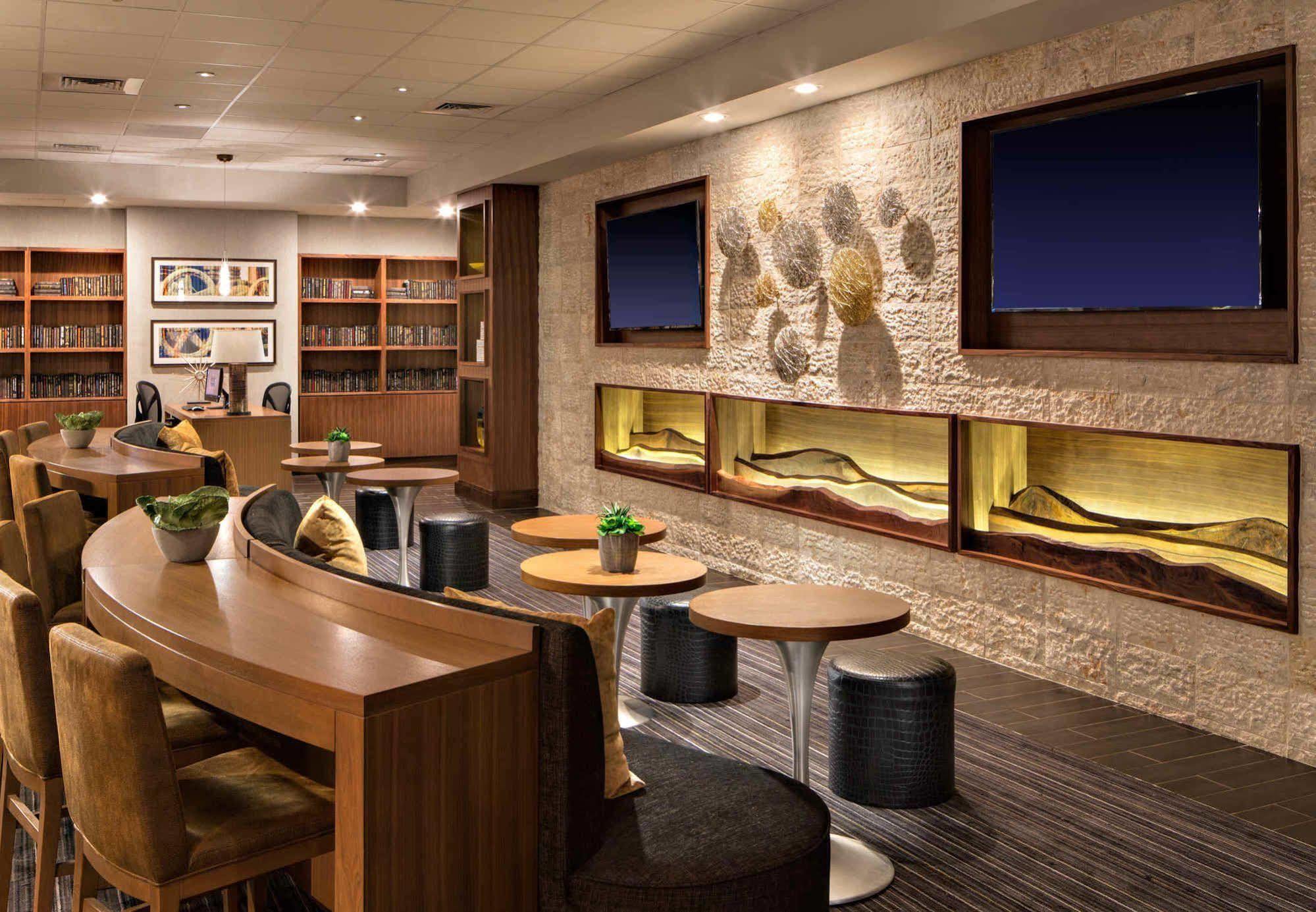 Marriott South At Hobby Airport Hotel
